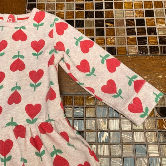 Baby Boden Heart Baby Girl Dress - Picture 3 of 6